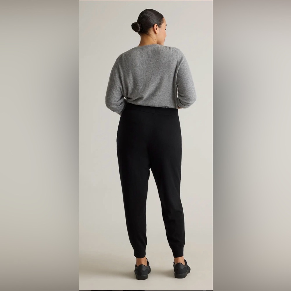 NWT Quince CASHMERE Black Jogger Pants - Picture 2 of 9